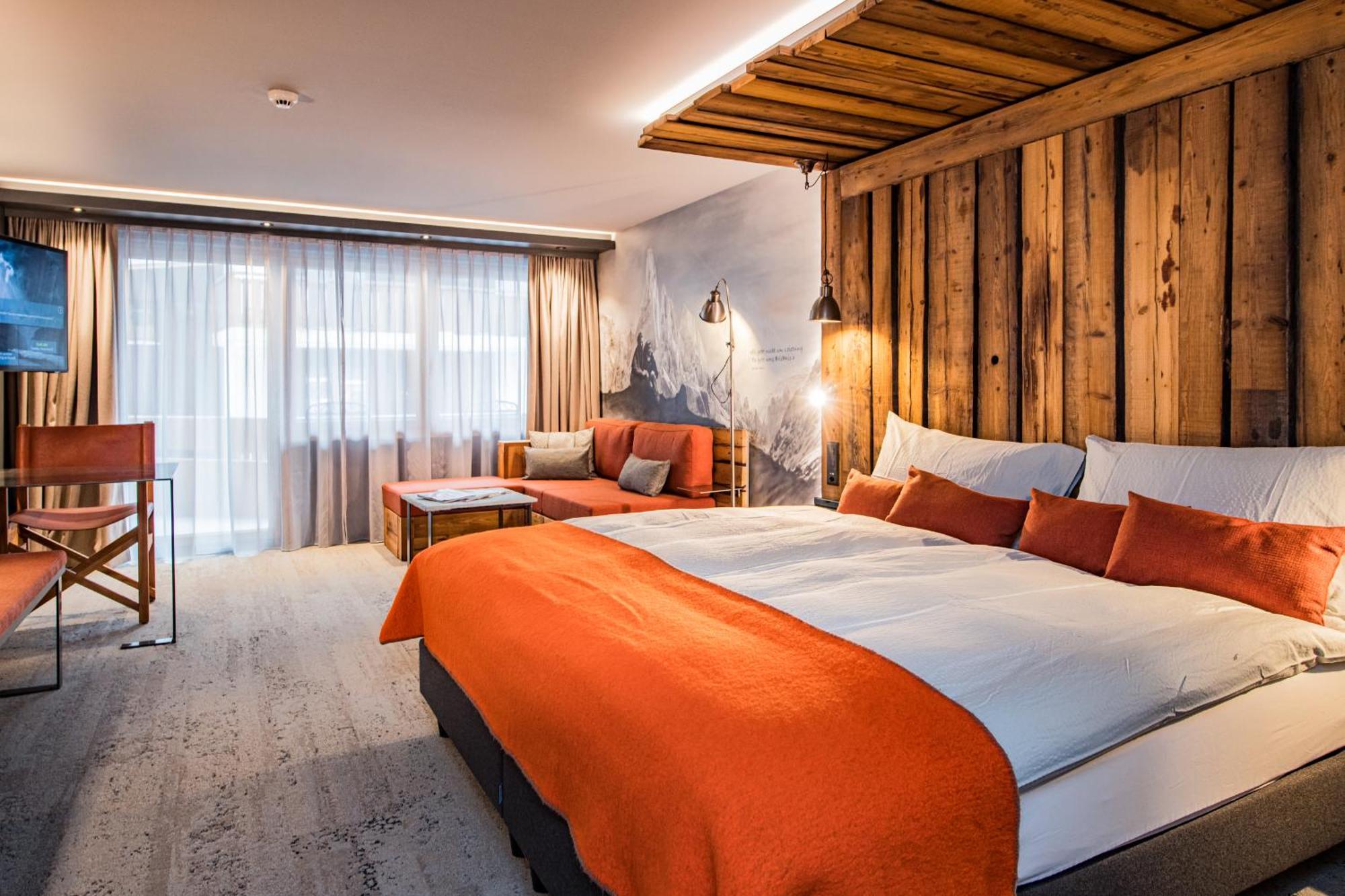 BaseCamp Hotel Zermatt Bagian luar foto