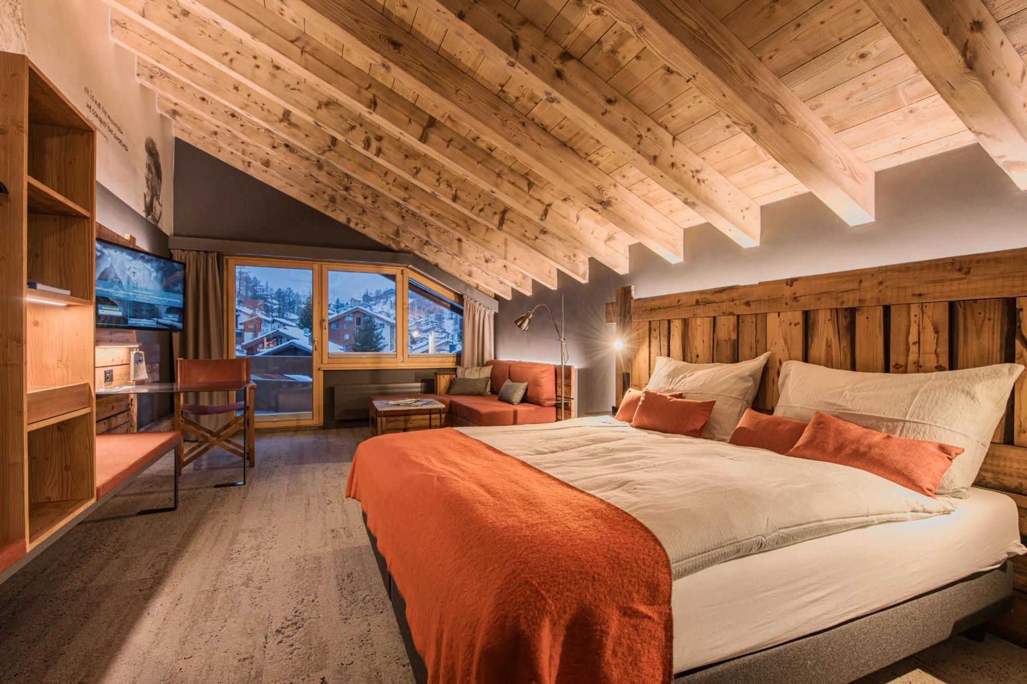 BaseCamp Hotel Zermatt Bagian luar foto