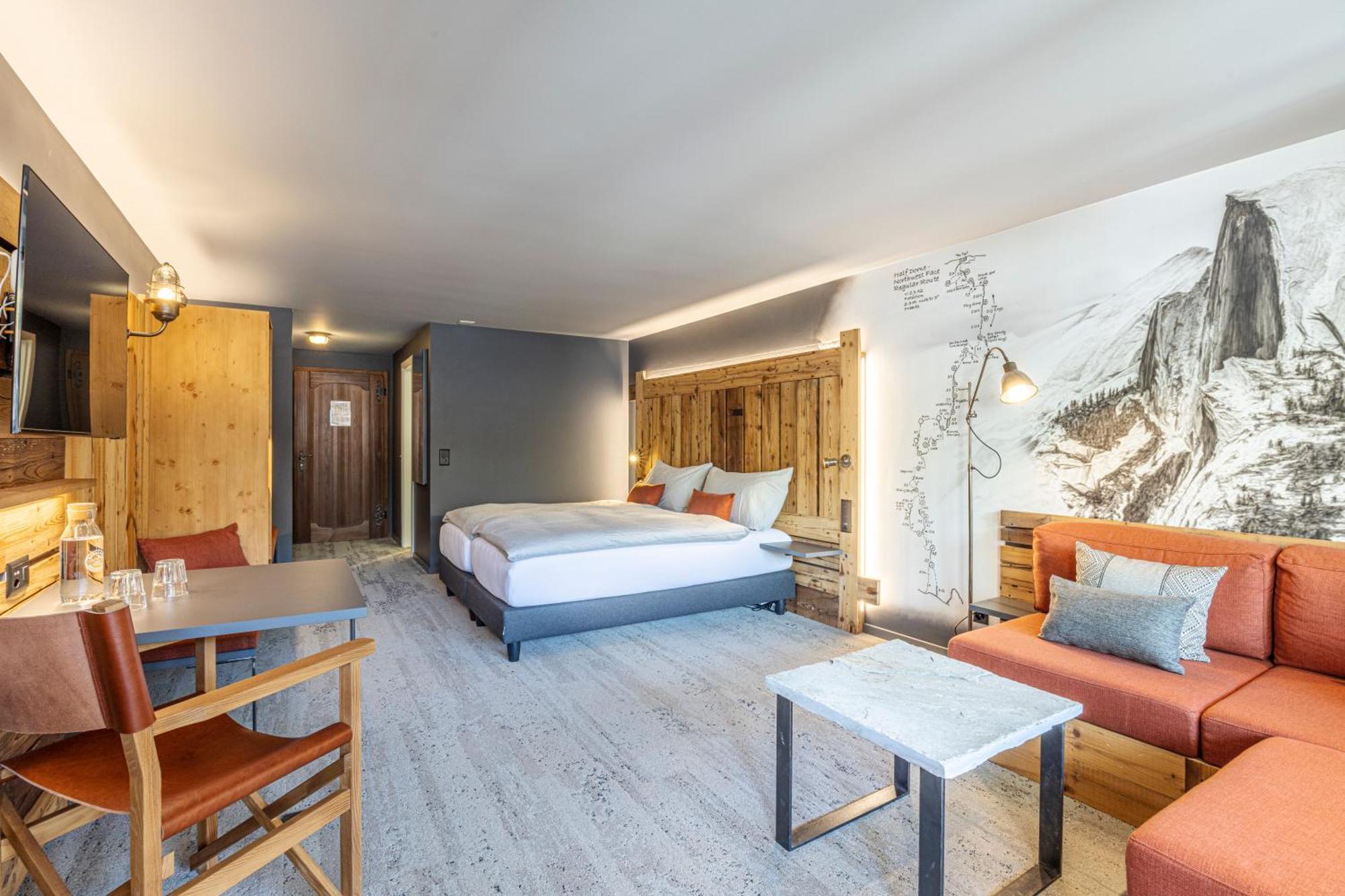 BaseCamp Hotel Zermatt Bagian luar foto